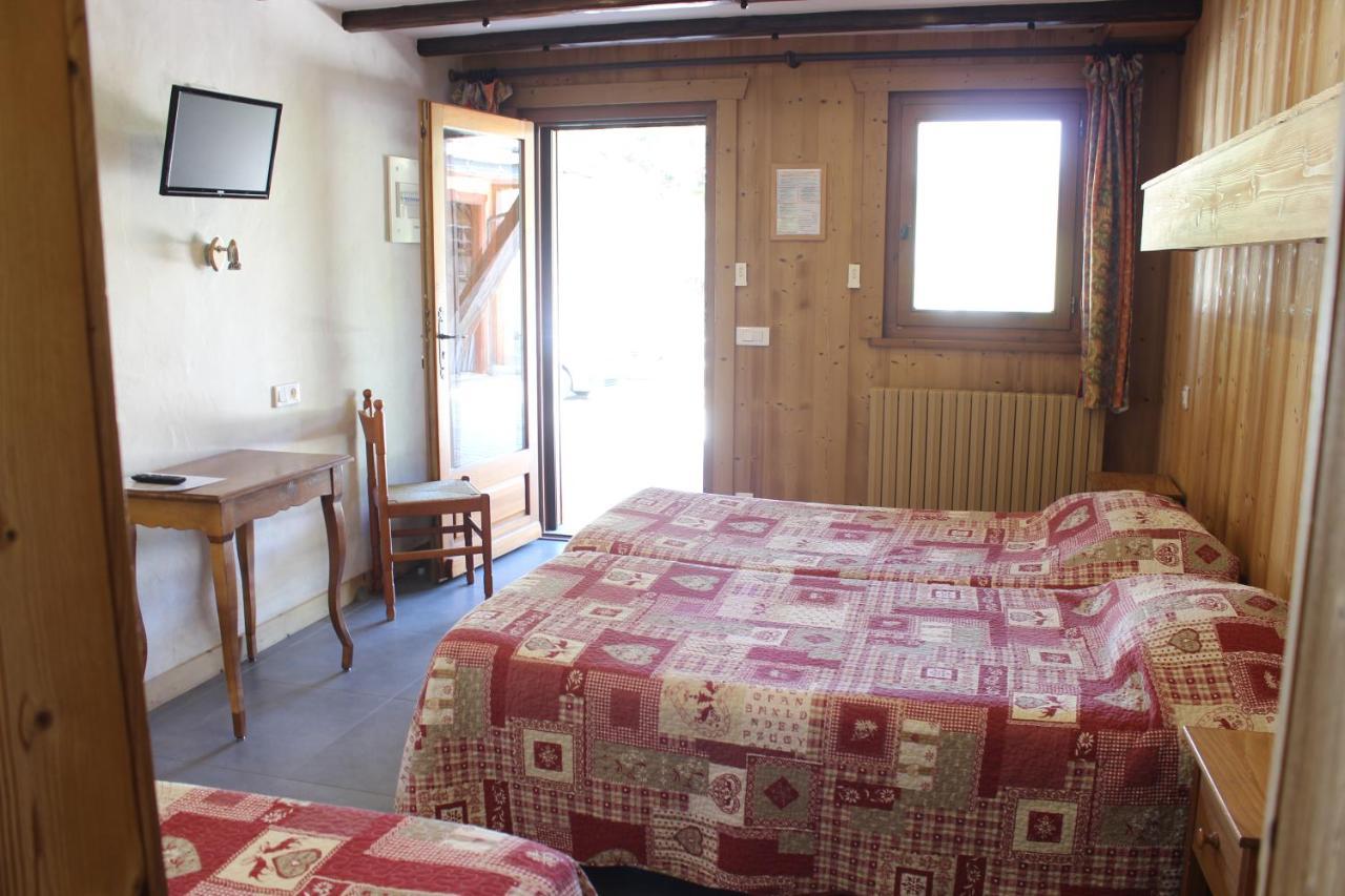 Hotel Les Bernards Praz-sur-Arly Eksteriør billede