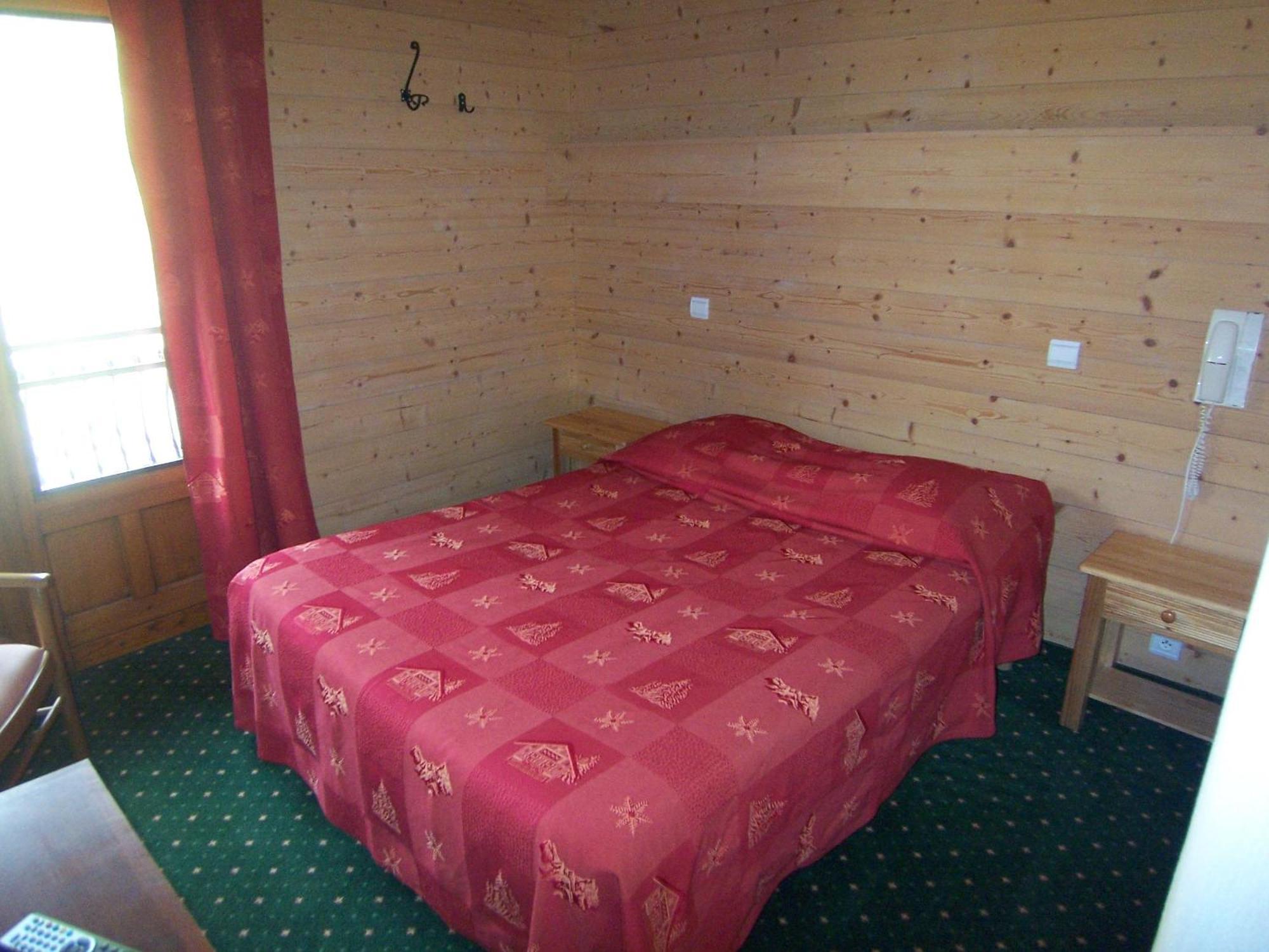 Hotel Les Bernards Praz-sur-Arly Eksteriør billede