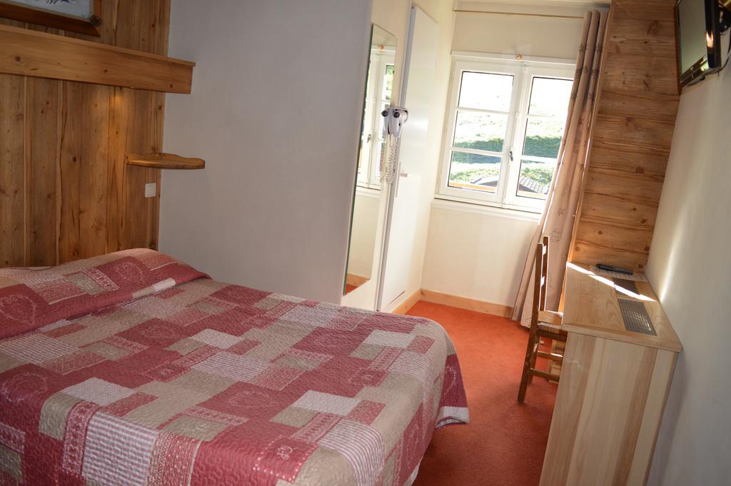 Hotel Les Bernards Praz-sur-Arly Eksteriør billede