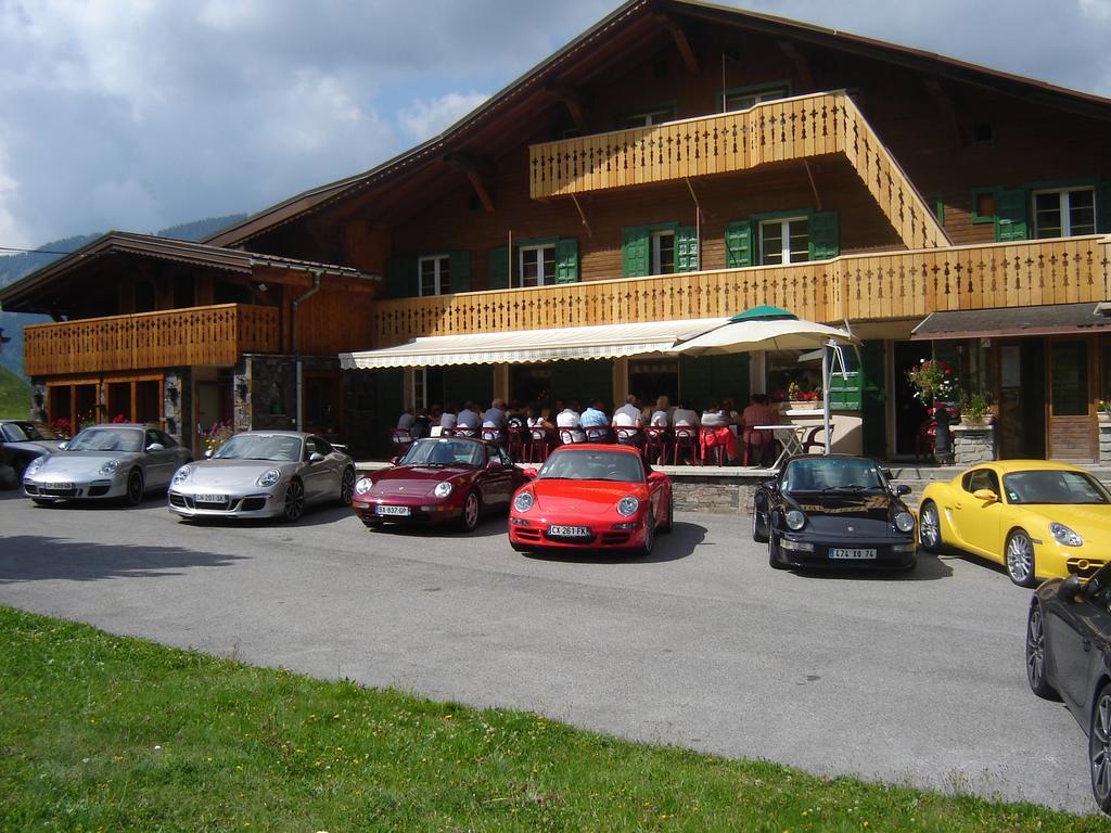 Hotel Les Bernards Praz-sur-Arly Eksteriør billede